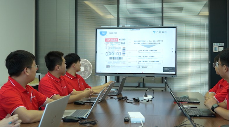 丝路青年说（十八）|数字技术让阿联酋物流更快更准