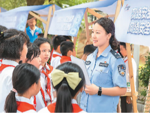 让手机“拿得起”“放得下”（“融”观中国）