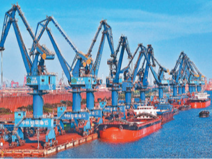 “商务+金融”，跨境生意又迎利好