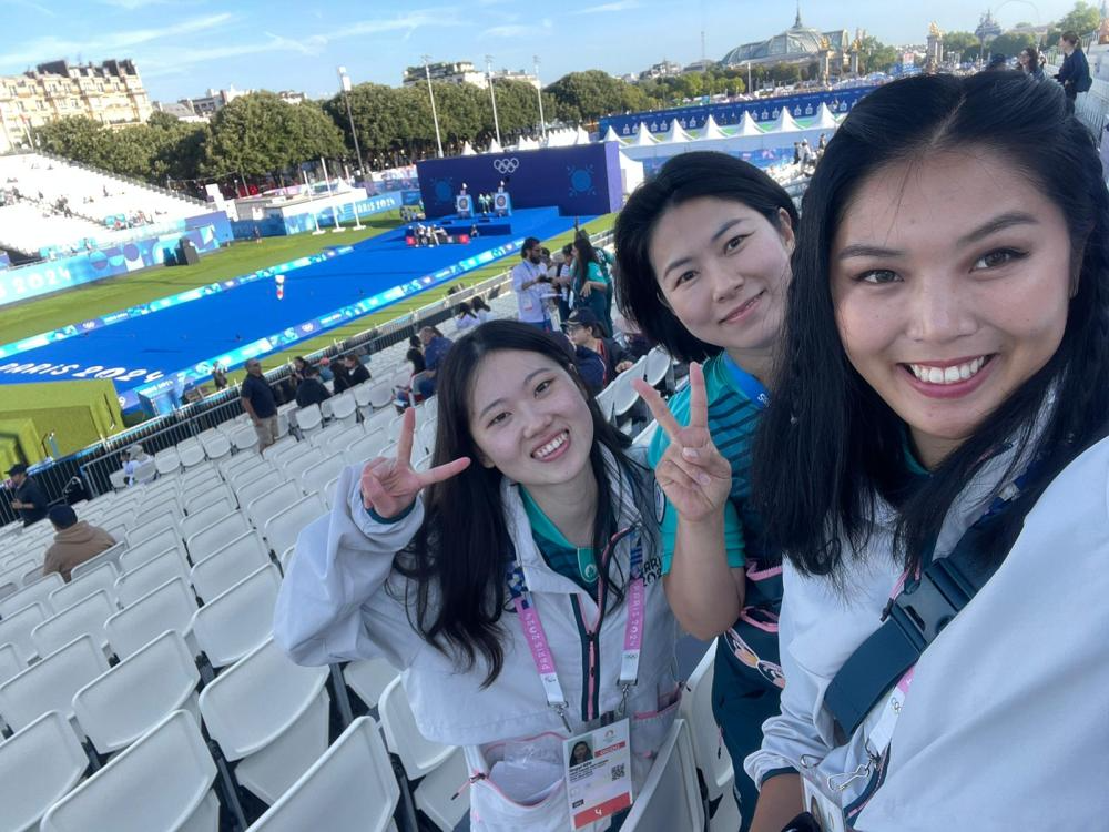 巴黎奥运会 | 多一分付出 收获更多了解——烈日下的中国姑娘