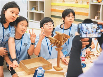 厚植家国情怀 收获成长进步