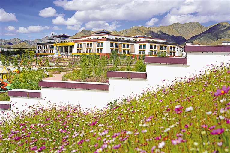 藏式建筑里的文化密码