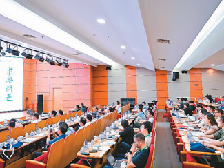 做好“侨学问” 凝聚“侨力量”（侨界关注）