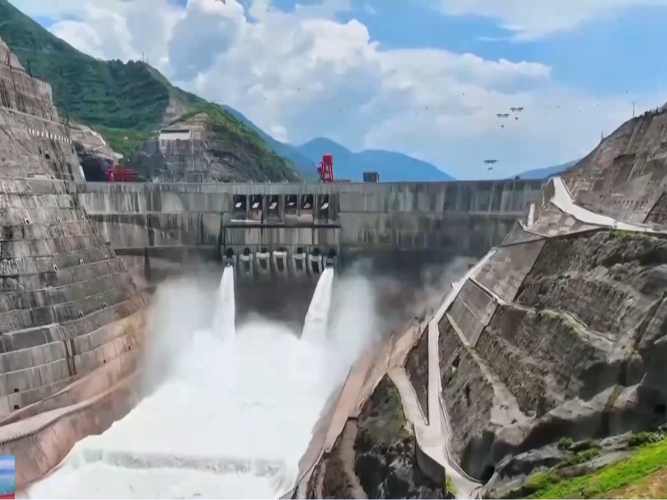 老工业基地如何焕发新活力？王牌“国家队”奔跑向新