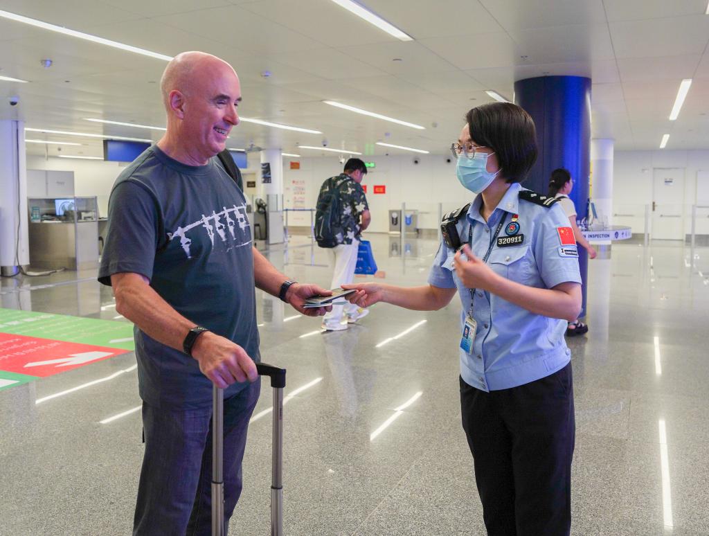 上半年入境外国人1463.5万人次 好city的中国！