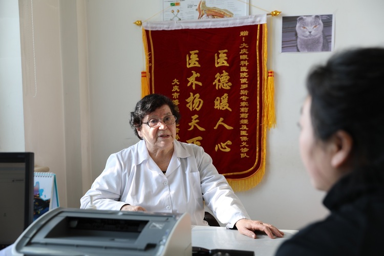 哈萨克斯坦的“光明使者”莉莉娅：中国就是我的家