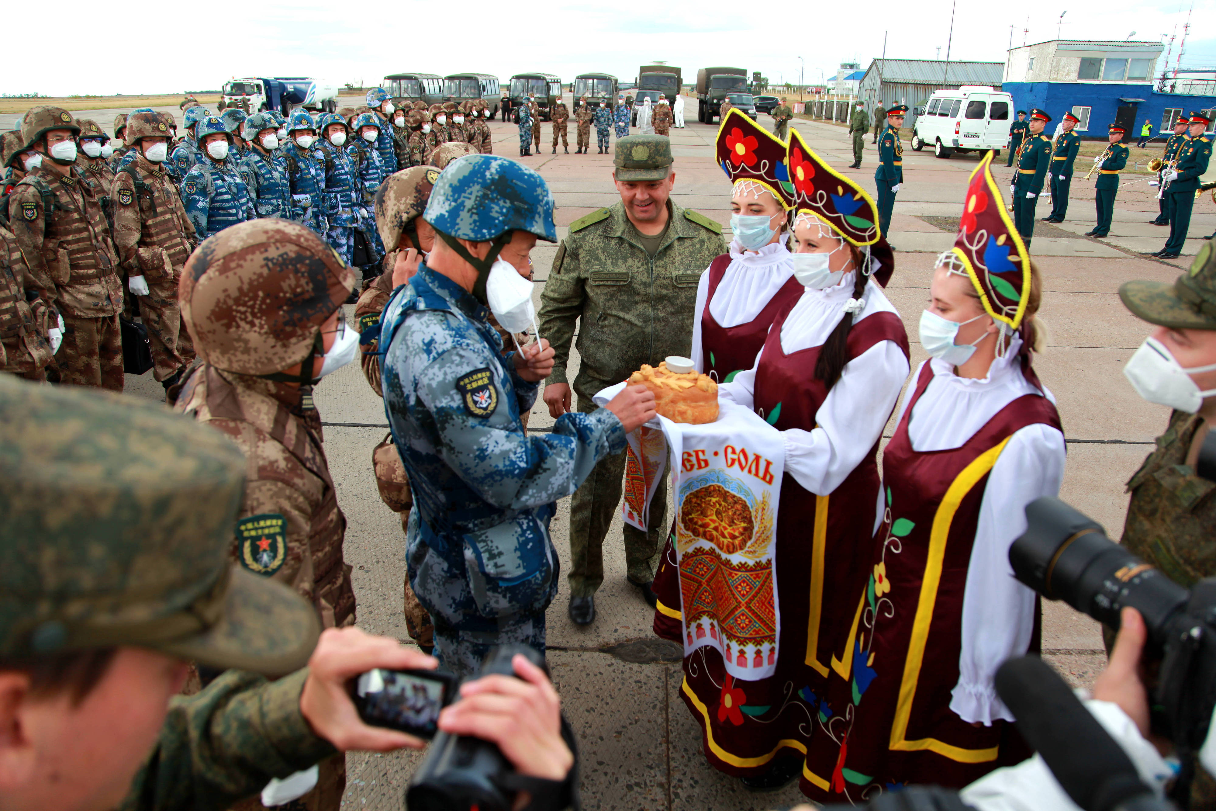 “全家福”里的和合之道