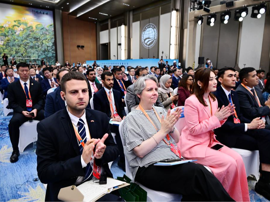 上合组织国家合作共促绿色发展