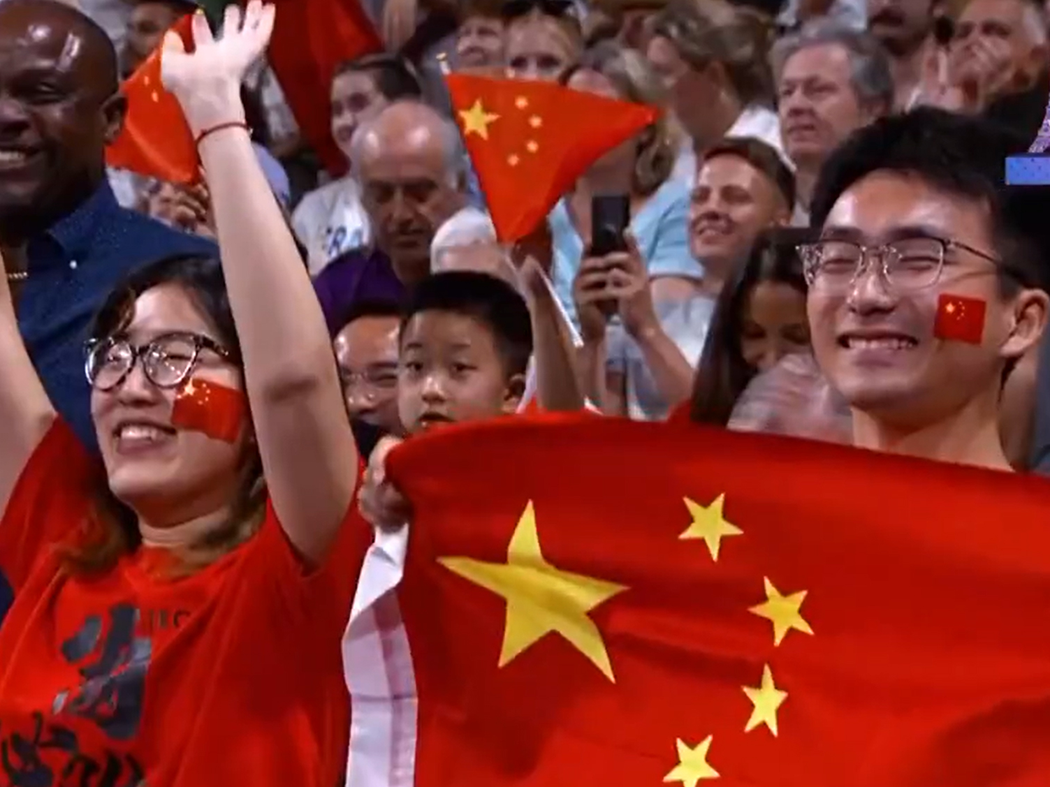 突破、青春、传奇、超越、中国红……几个关键词看奥运会场上的动人瞬间