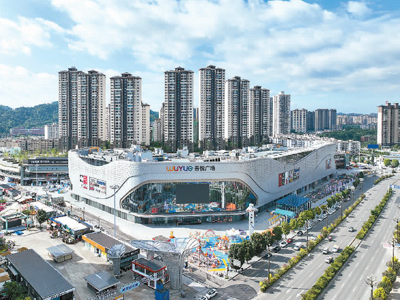 商场为何密集“上新”？