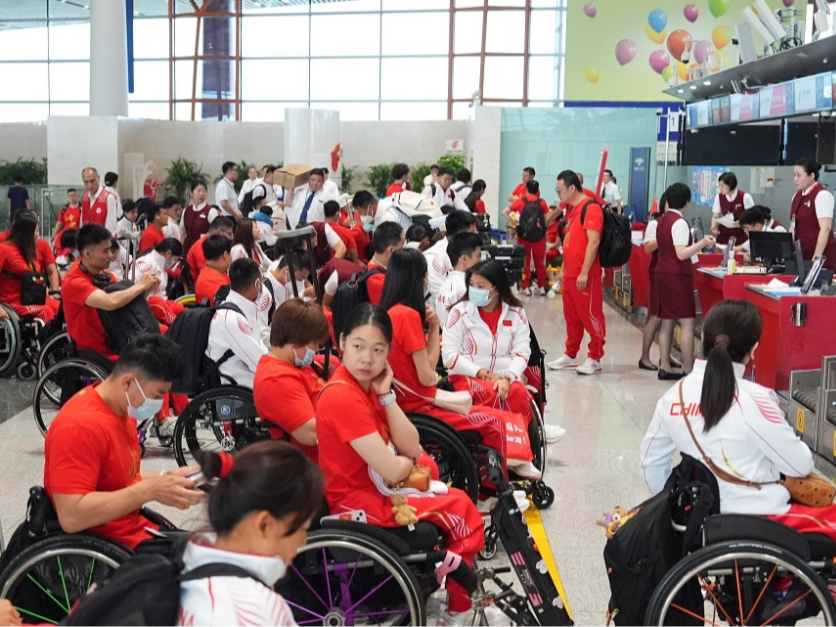 启程出发！中国残奥代表团今日分两批前往巴黎