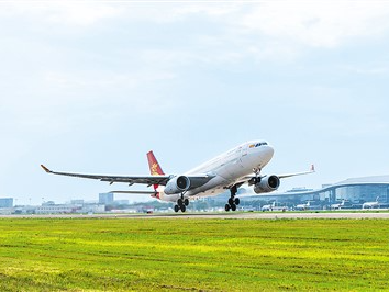 全球航空客运市场稳定增长（环球热点）