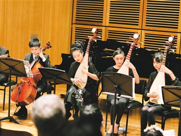 用琵琶传播中华韵律（侨界关注）