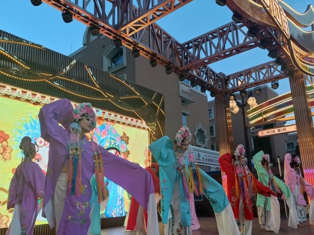 文化中国行丨在大巴扎听“海”的声音