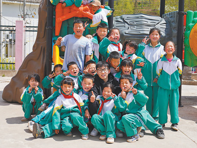 返乡从教，和孩子们共同成长（我的家乡我建设）