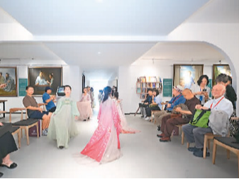 “为不同文化交流理解贡献力量”