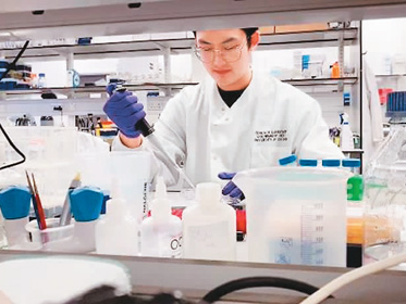 “这里记录着我们的成长与收获”（留创园走过30年）