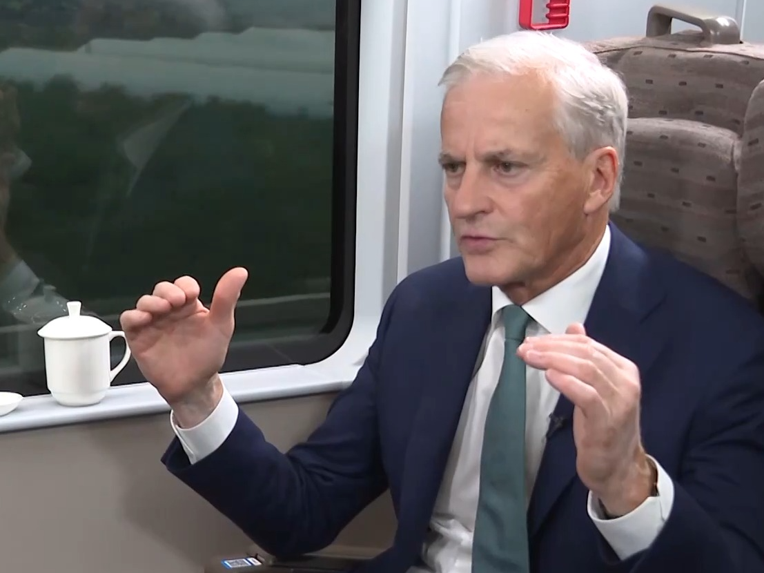 高端访谈丨专访挪威首相斯特勒