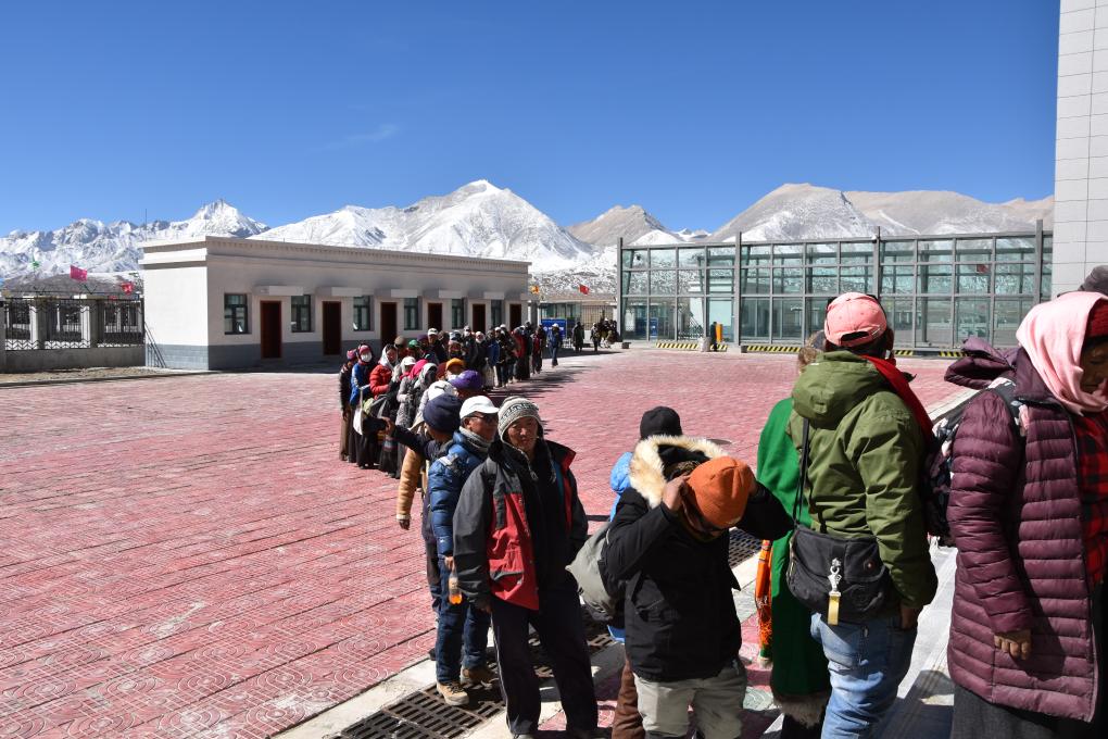 西藏：中尼千年“盐羊古道”迎来新生机