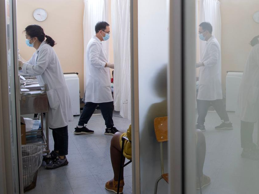 通讯｜中国“针”功夫征服纳米比亚患者