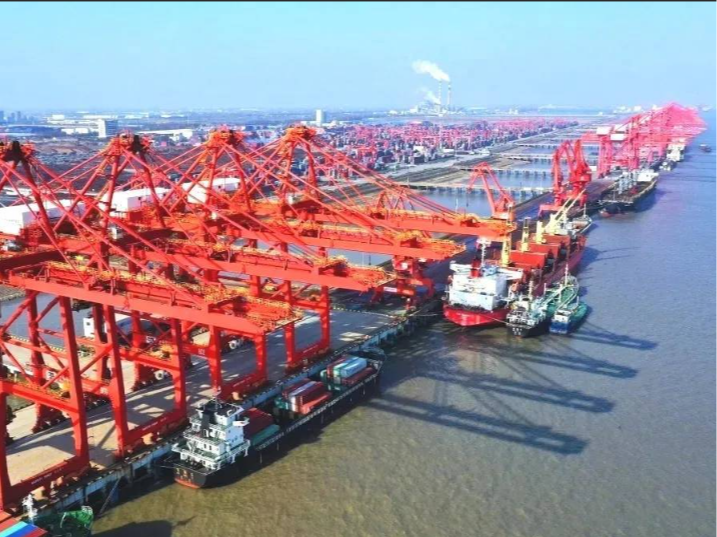 2024年外贸：“三量”齐升 动能澎湃