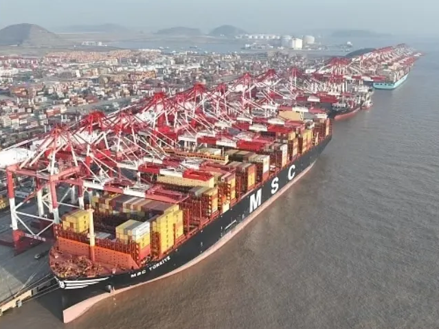 国际锐评丨关税威胁下，美国人开始“囤货”？