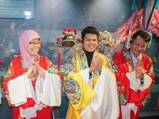 东盟各国官员南宁“寻年味”话交融