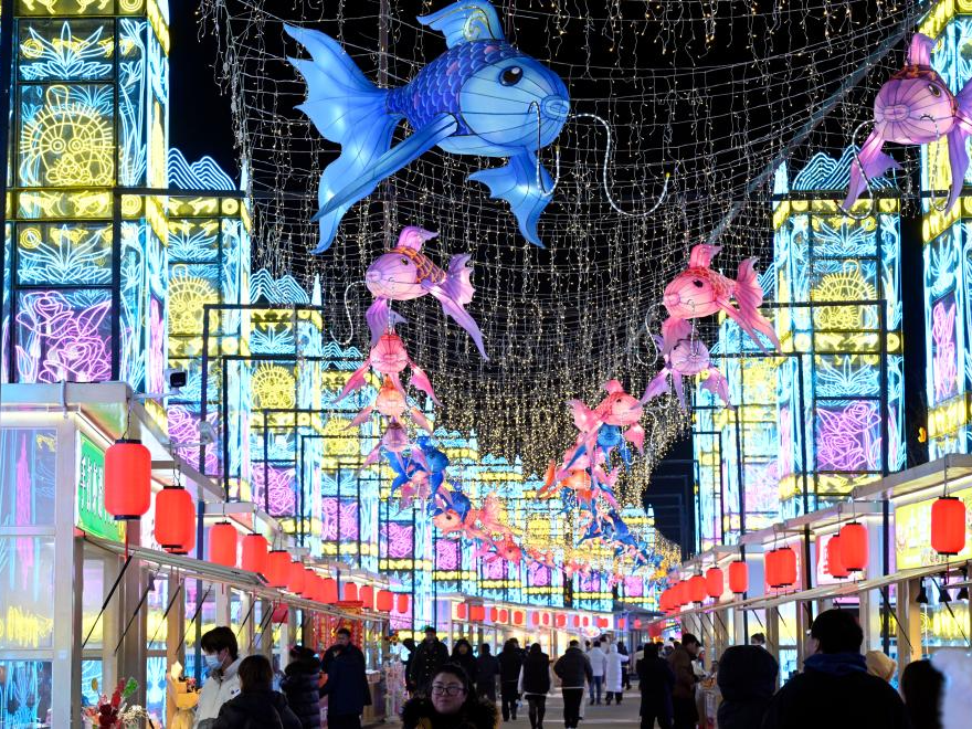 共话中国经济新机遇丨提振信心 破浪前行——海外人士热议中国顺利实现2024年经济增长目标