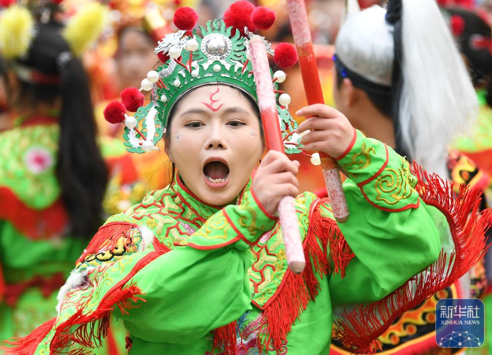 新华全媒＋·文化中国行丨英歌舞起闹新春