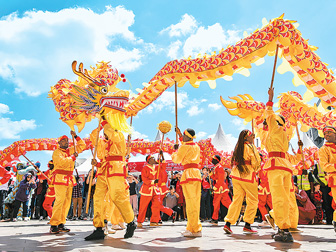 在春节中感知华夏
