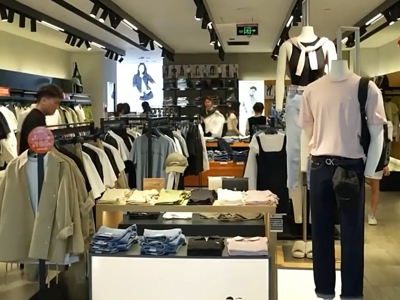 焦点访谈丨冰雪经济等成为新蓝海 如何打开消费新空间？