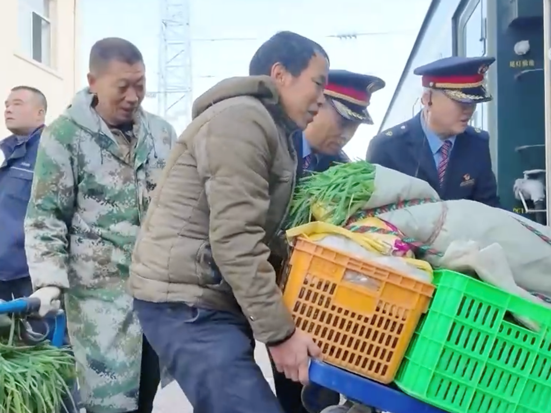 穿行在快时代的慢火车：一份跨越时空的“小确幸”