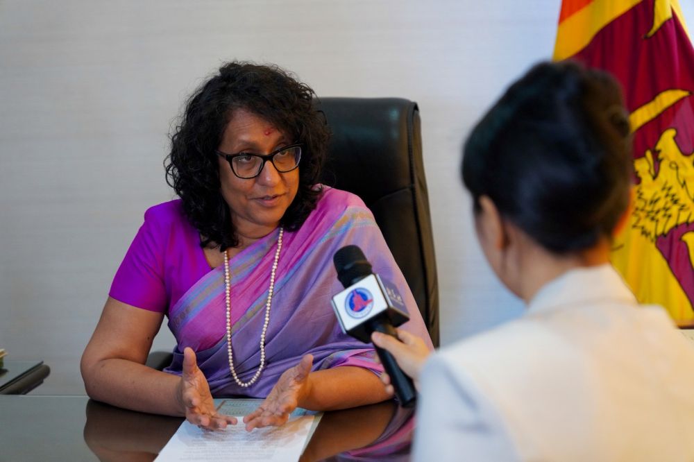 全球妇女峰会·高端访谈｜中国是推动妇女事业发展的全球领导者——专访斯里兰卡总理阿马拉苏里亚