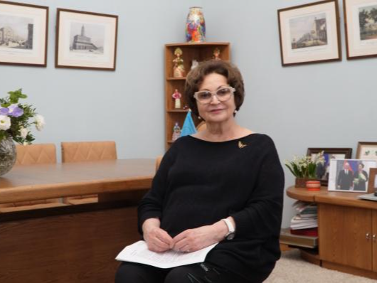 俄罗斯妇女联盟总裁谈全球妇女峰会：继往开来 再启新程