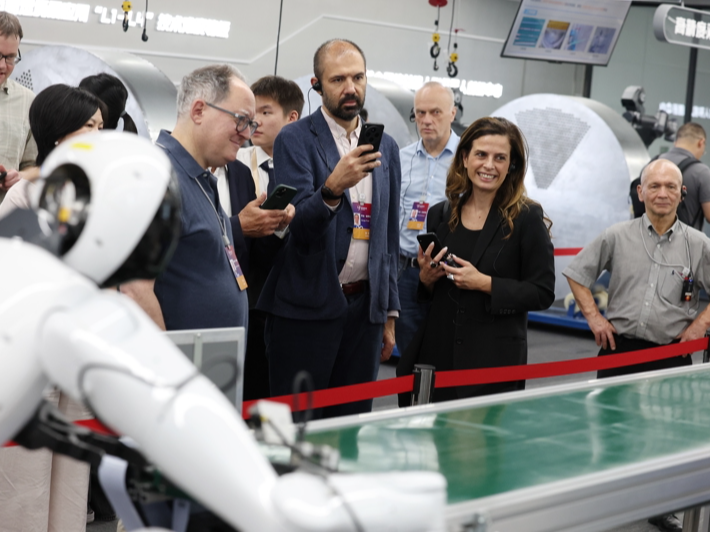 “不好奇中国？”外国学者为何在沪如此感叹