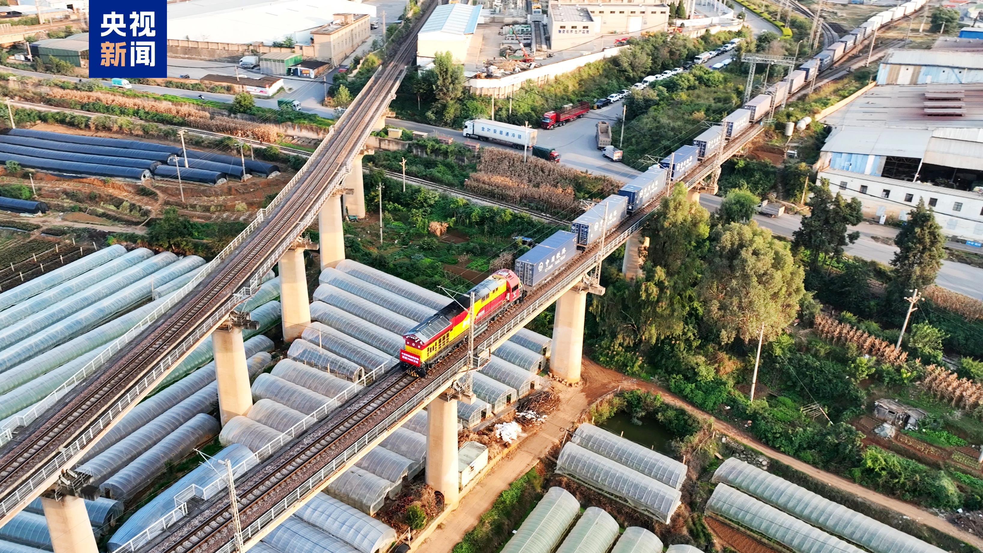 
北京广安门中医院黄牛票贩子号贩子跑腿代挂号电话中老铁路运输货物突破7000万吨