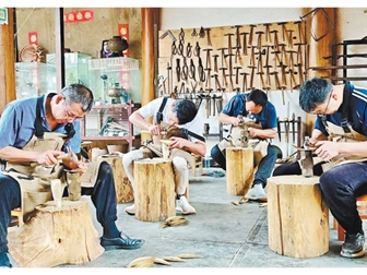 连片保护激活古村动能（走进传统村落）