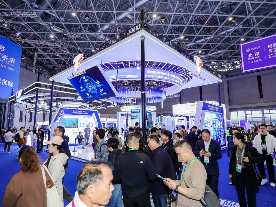 7倍增长！500个项目在进博会创新孵化专区“秀肌肉”