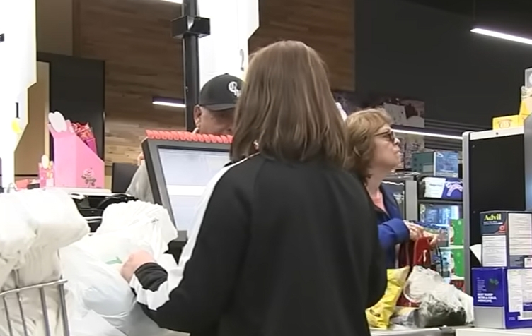 美国全国零售联合会：“对等关税”将让美消费者面临价格冲击