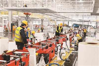 新能源汽车带动上下游一起跑