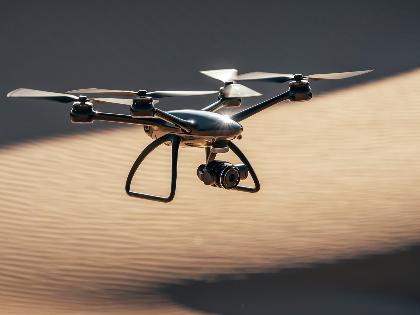 外媒：中国首个低空行业大模型在长春市亮相