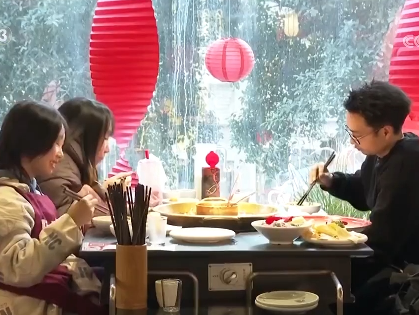 文化产业持续升温带动服务消费提质升级