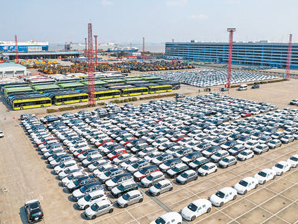 新能源汽车“出海记”（在现场·看信心）