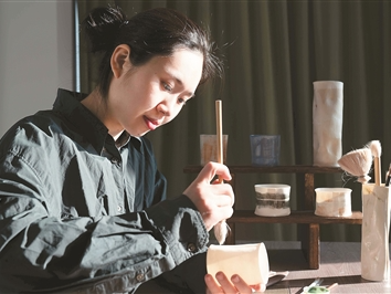 用瓷器传播东方美学（侨界关注）