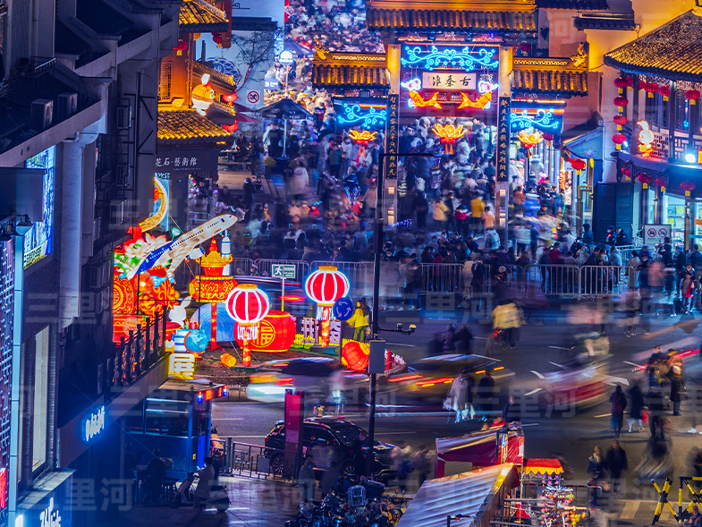 年味浓、人气旺，特殊春节彰显别样活力