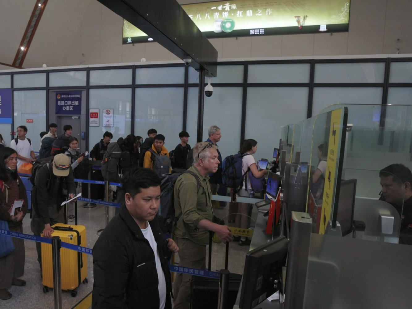 中泰免签一周年 乘坐中老铁路出入境泰国籍旅客同比增长超86%