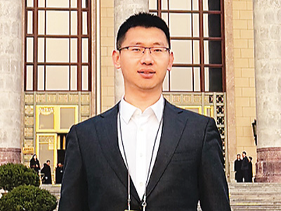 笃定前行 春山可望