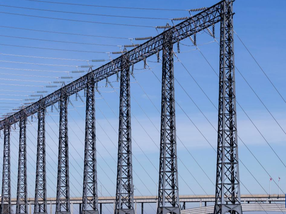 加拿大安大略省对向美国出口电力征收25%附加费