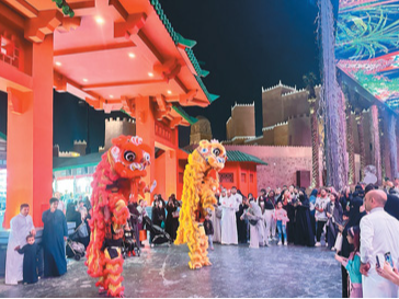 用舞狮促进中外文化交流（侨界关注）