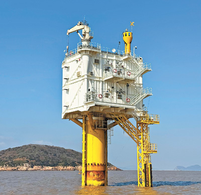 深蓝中蕴藏绿色能量（经济聚焦）